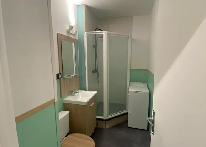 Bellevue - 35 M2 - Parking - 10 Min Centre-ville Apartamento